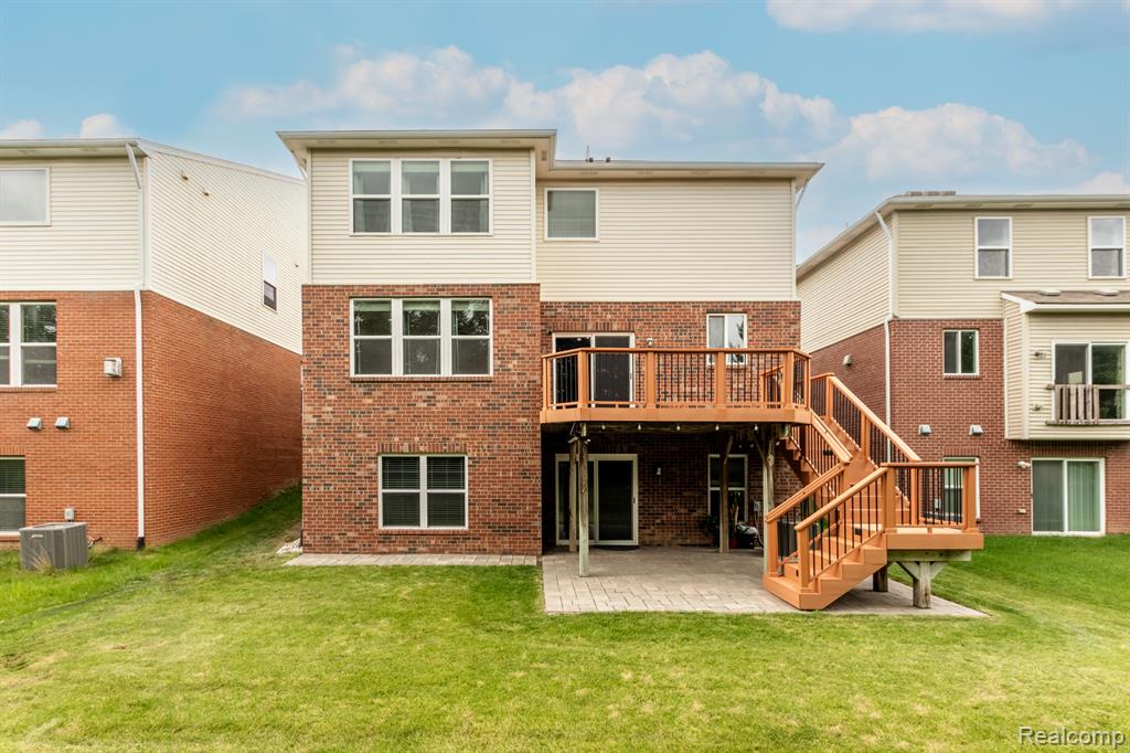 44843 STOCKTON Drive, Novi, MI — Photo 29