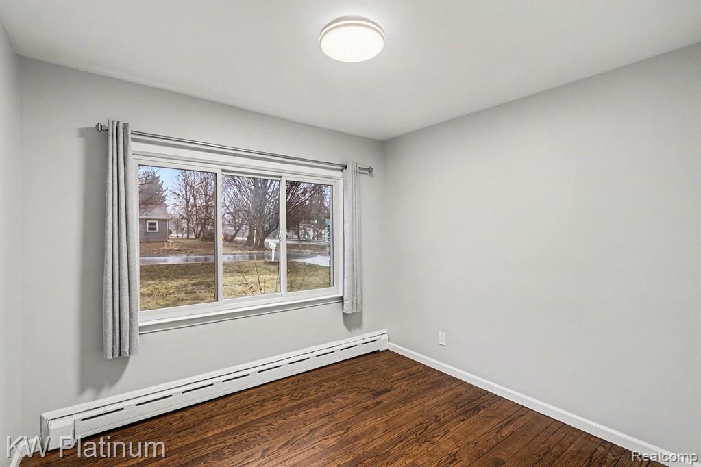 8320 Russell Street, Utica, MI 48317 — Photo 27