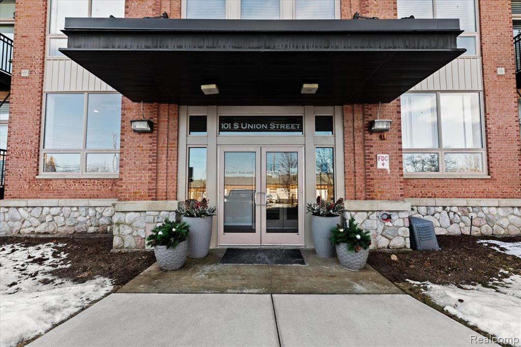 101 S UNION Street, 208, Plymouth, MI 48170 — Photo 25
