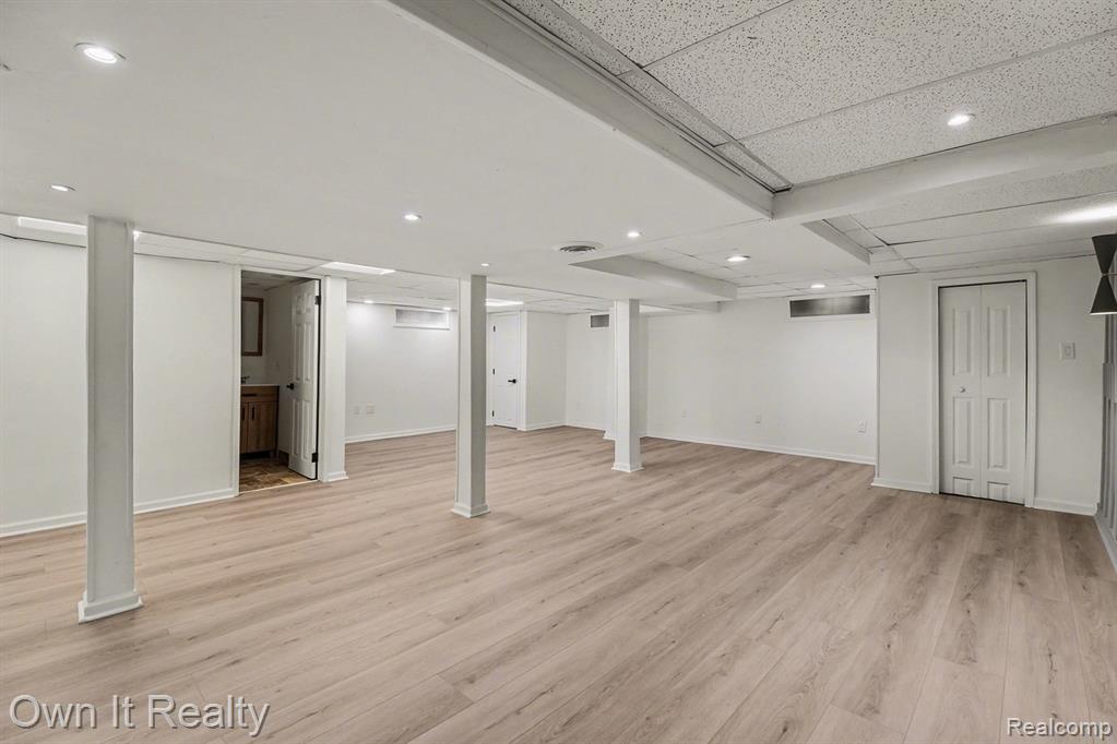 20242 Steel Street, Detroit, MI 48235 — Photo 20