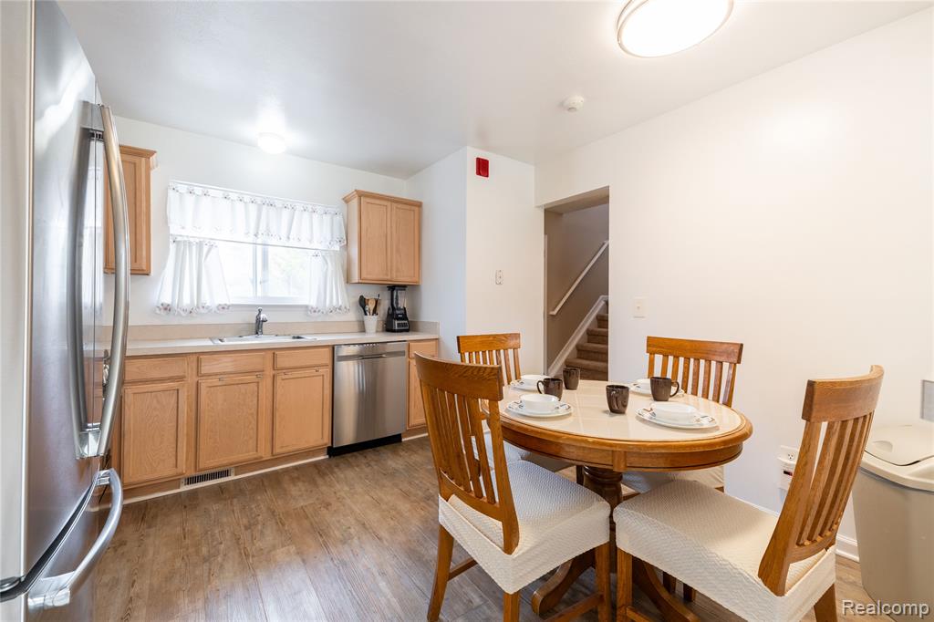 1954 E Franklin Drive, Canton, MI 48187 — Photo 7