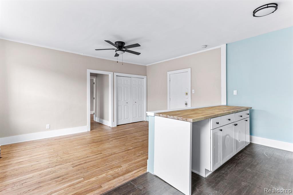 3550 Montclair Street, Detroit, MI 48214 — Photo 16