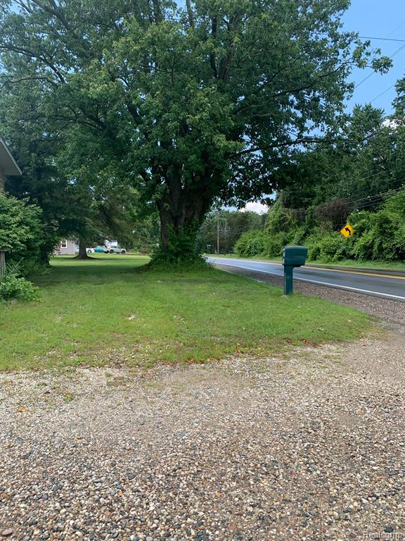 9877 ELIZABETH LAKE Road, White Lake, MI — Photo 2