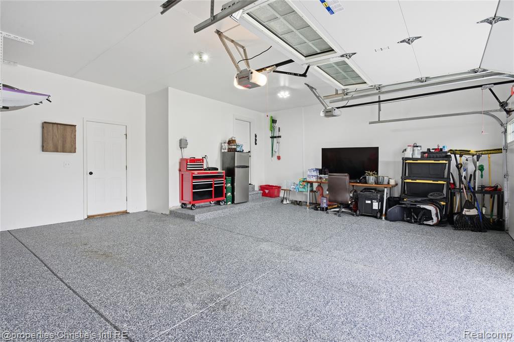 39663 Southpointe Avenue, Harrison Township, MI — Photo 45