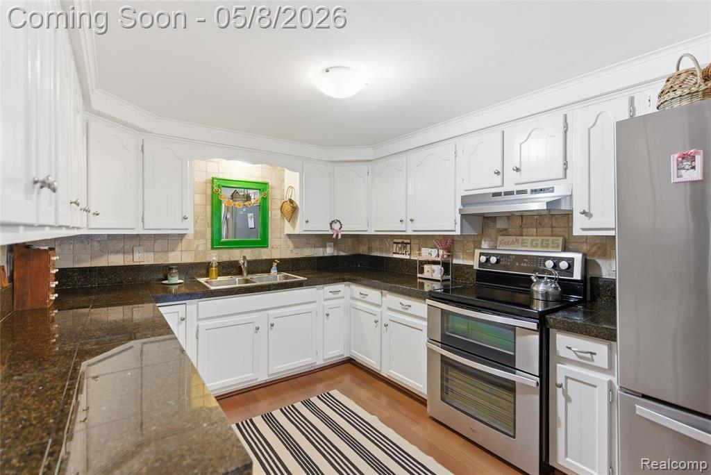 813 1st Street, Rochester, MI 48307 — Photo 17