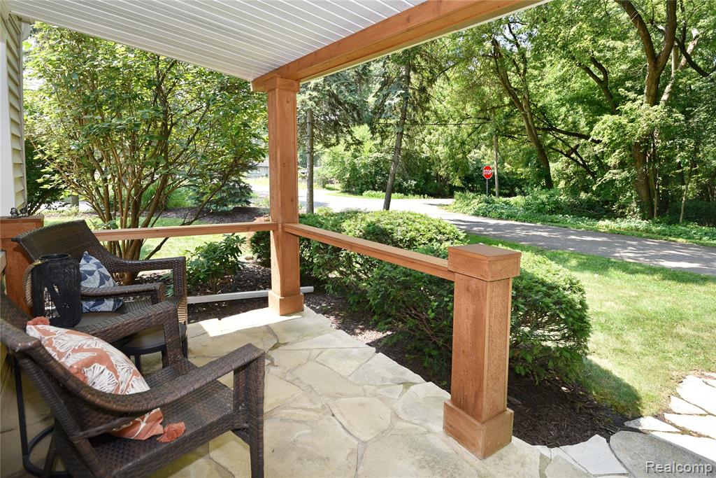 4379 Cedar Avenue, West Bloomfield, MI 48323 — Photo 3