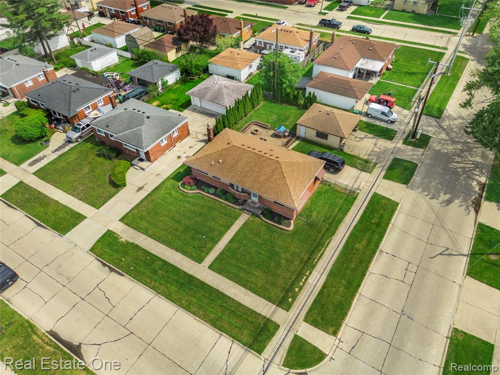 33395 Florence Street, Garden City, MI — Photo 36