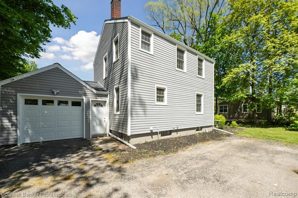 8054 DAVISON Road, Davison, MI 48423 — Photo 34