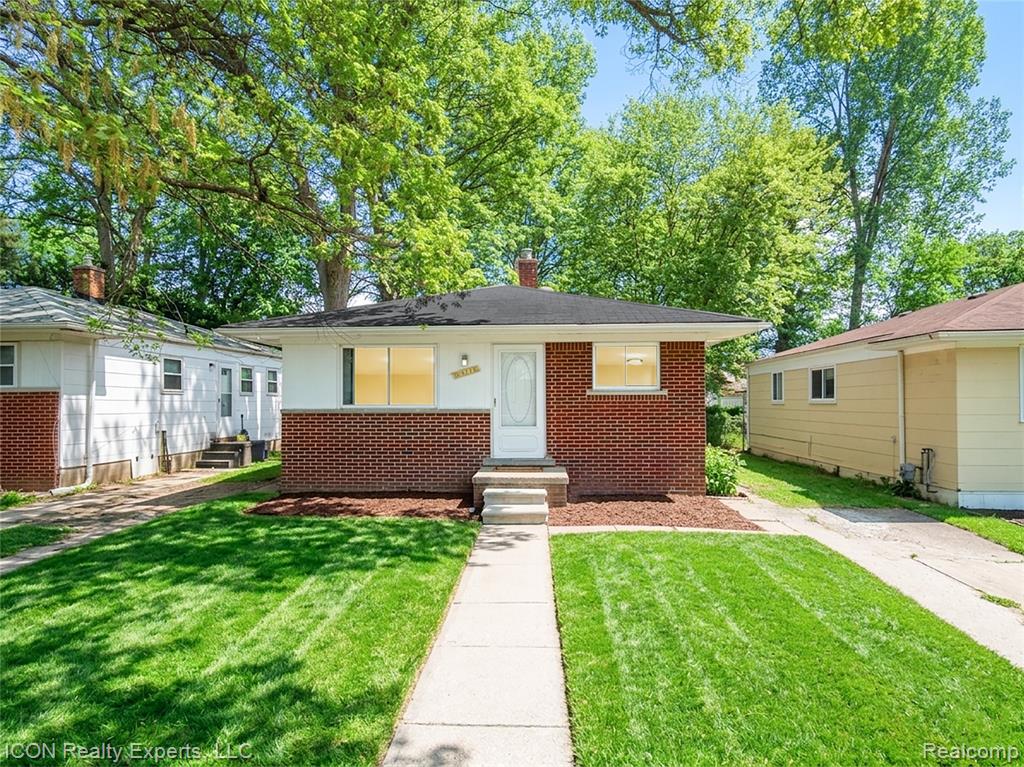 4236 Joliet Avenue, Warren, MI 48091 — front exterior