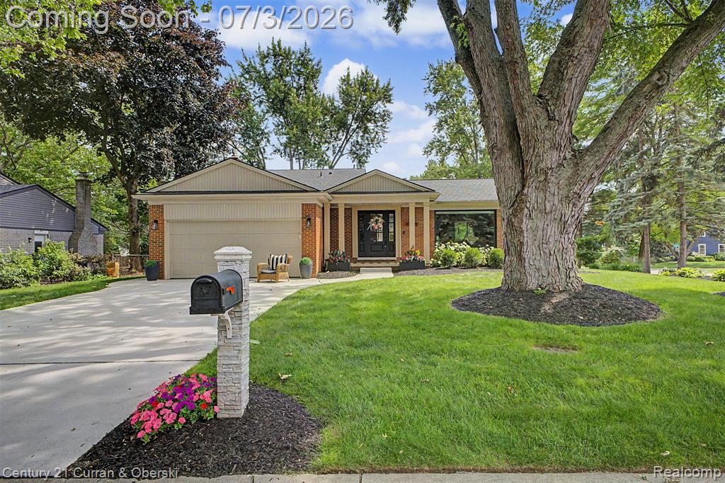 42299 Sunnydale Lane, Northville, MI 48168 — Photo 2