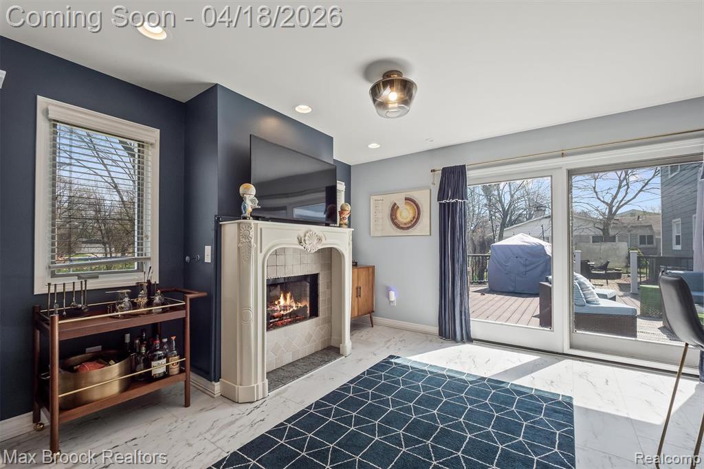 7359 Coach Lane, West Bloomfield, MI — Photo 15