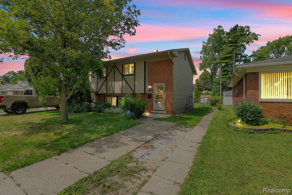 4408 Campbell Street, Dearborn Heights, MI 48125 — Photo 2