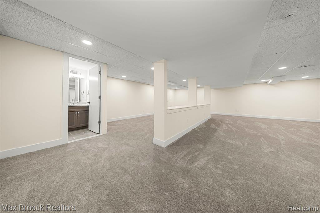 731 ARBOR COURT, Bloomfield Hills, MI 48304 — Photo 50