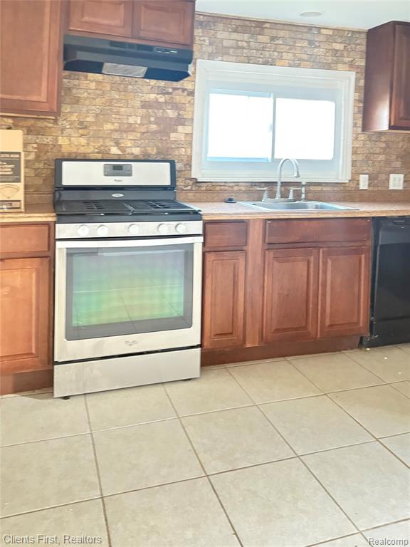 128 Henry Ruff Road, Garden City, MI — Photo 12