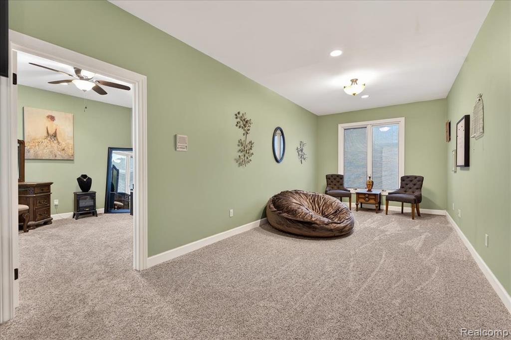 8657 Marquette Drive, Grosse Ile, MI 48138 — Photo 38