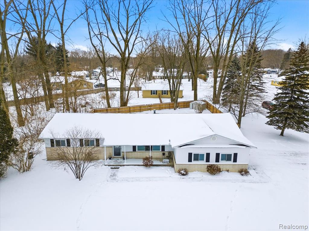 5837 Lakeshore Road, Fort Gratiot, MI 48059 — Photo 31