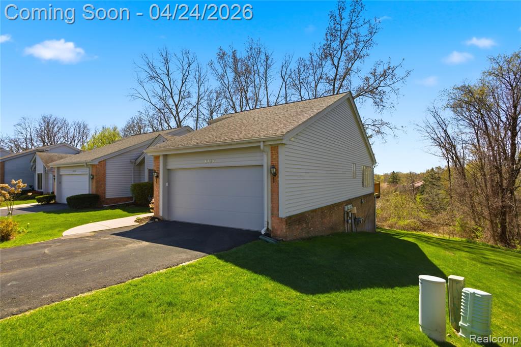 6710 Ridgeview Drive, Clarkston, MI — Photo 4