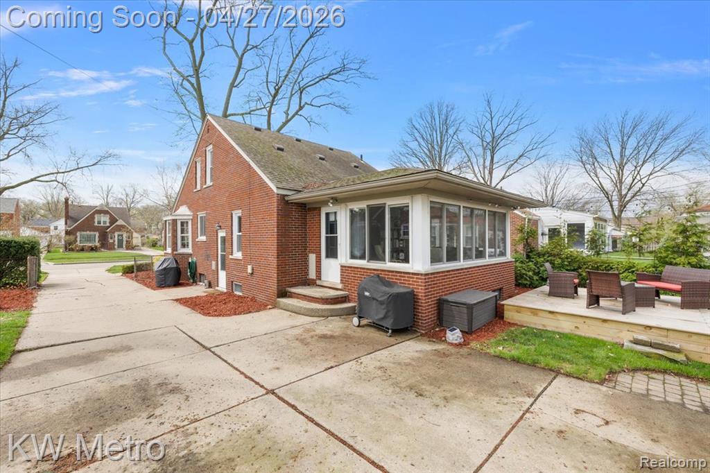 1830 Stanhope Street, Grosse Pointe Woods, MI 48236 — Photo 44