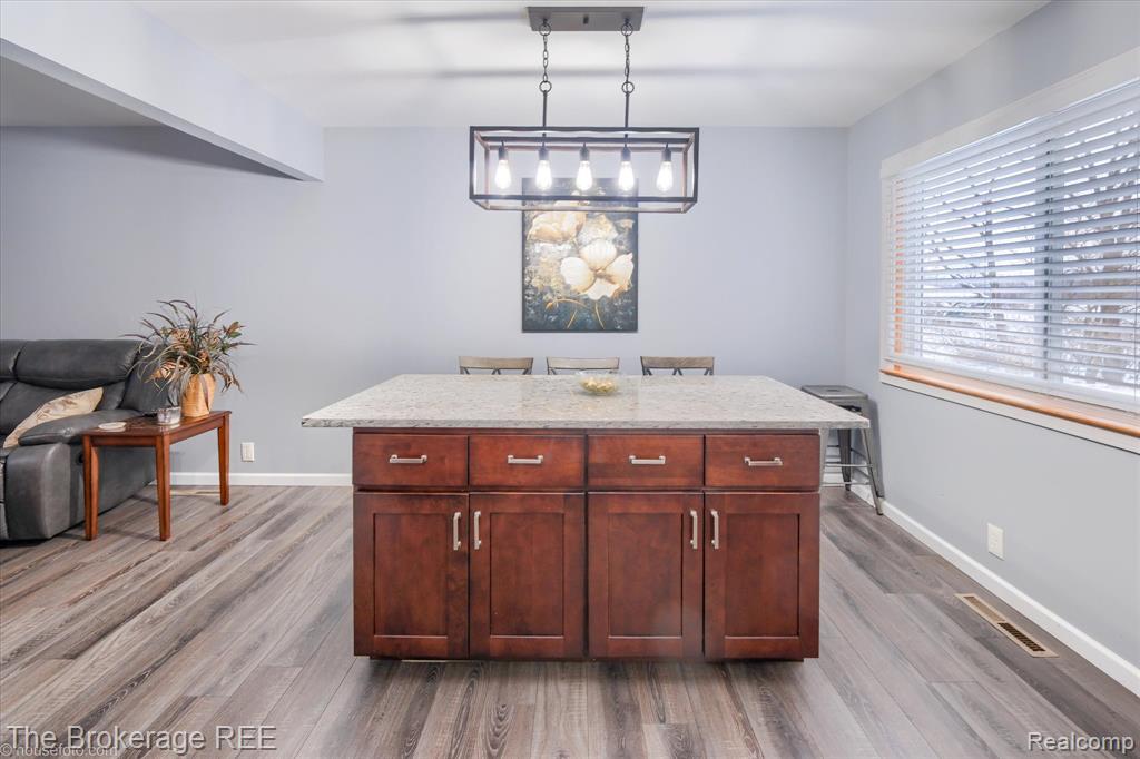 7310 Brewer Road, Flint, MI 48507 — Photo 18