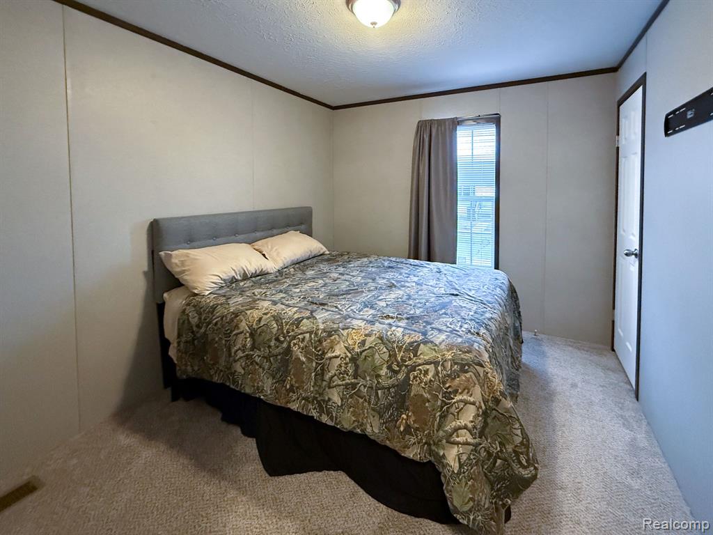 321 PRAIRIE Circle, Carleton, MI 48117 — Photo 15