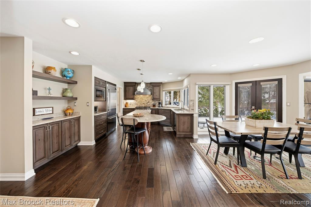 5867 BRAVO COURT, Orchard Lake Village, MI 48324 — Photo 14