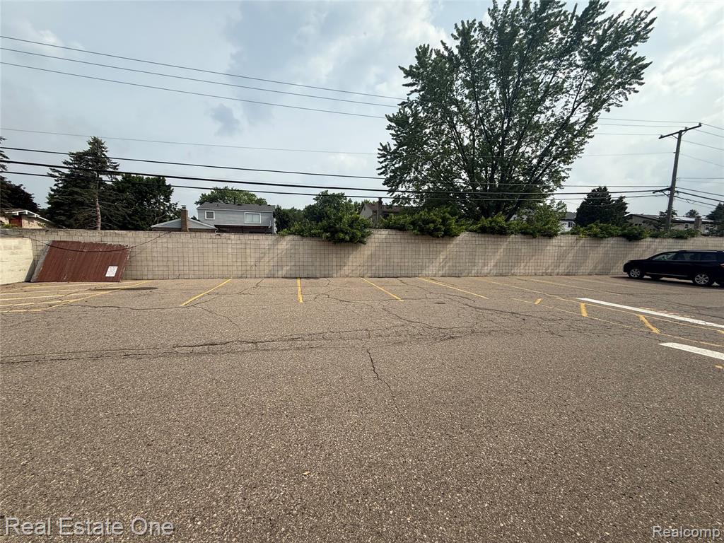 829 E Auburn Road, Rochester Hills, MI 48307 — Photo 19