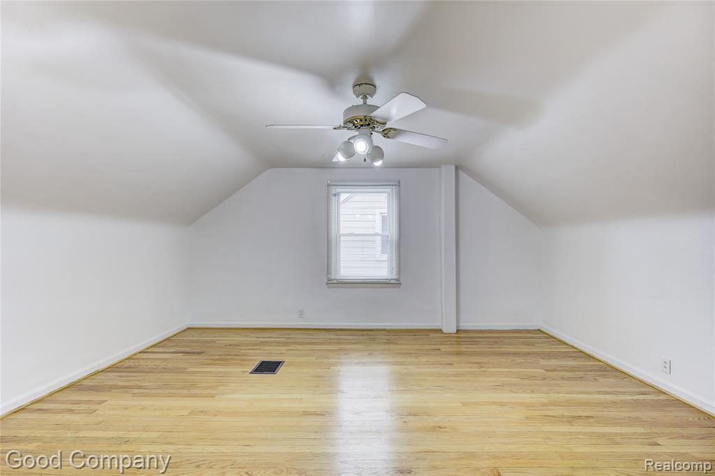 960 Columbia Road, Berkley, MI 48072 — Photo 26