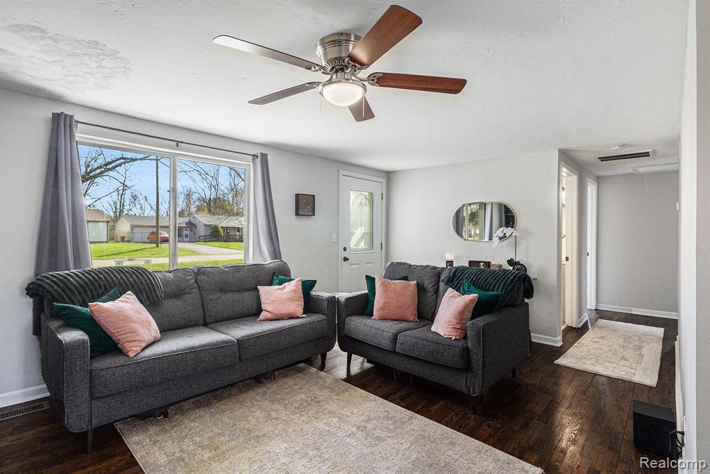 7125 ALGER Drive, Davison, MI 48423 — Photo 5