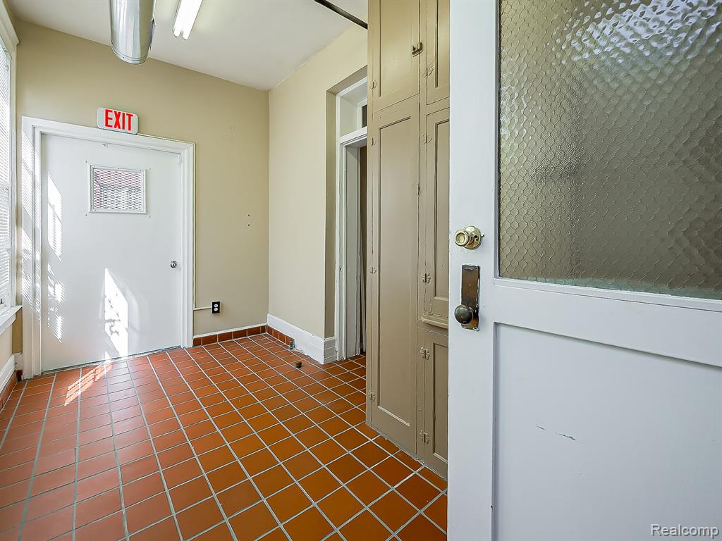 491 E GRAND Boulevard, Detroit, MI 48207 — Photo 14