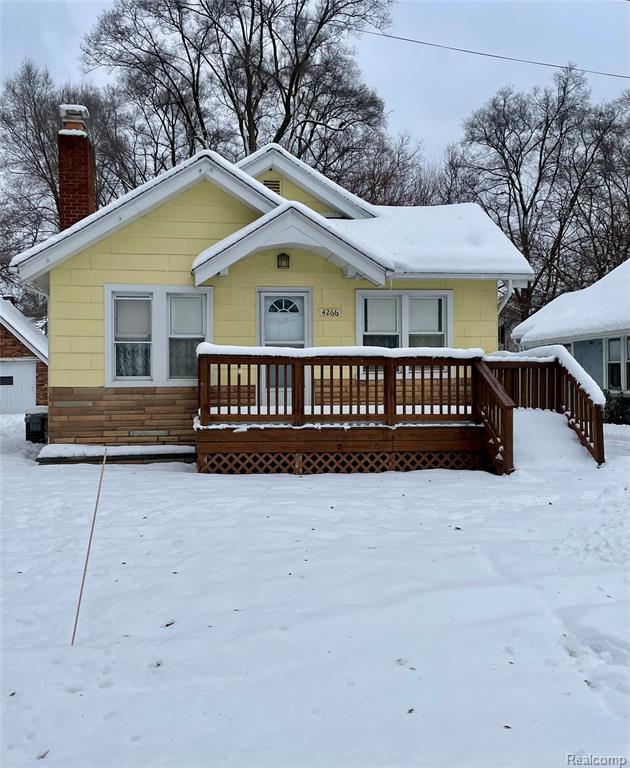 4266 Linda Court, Waterford, MI 48329 — front exterior