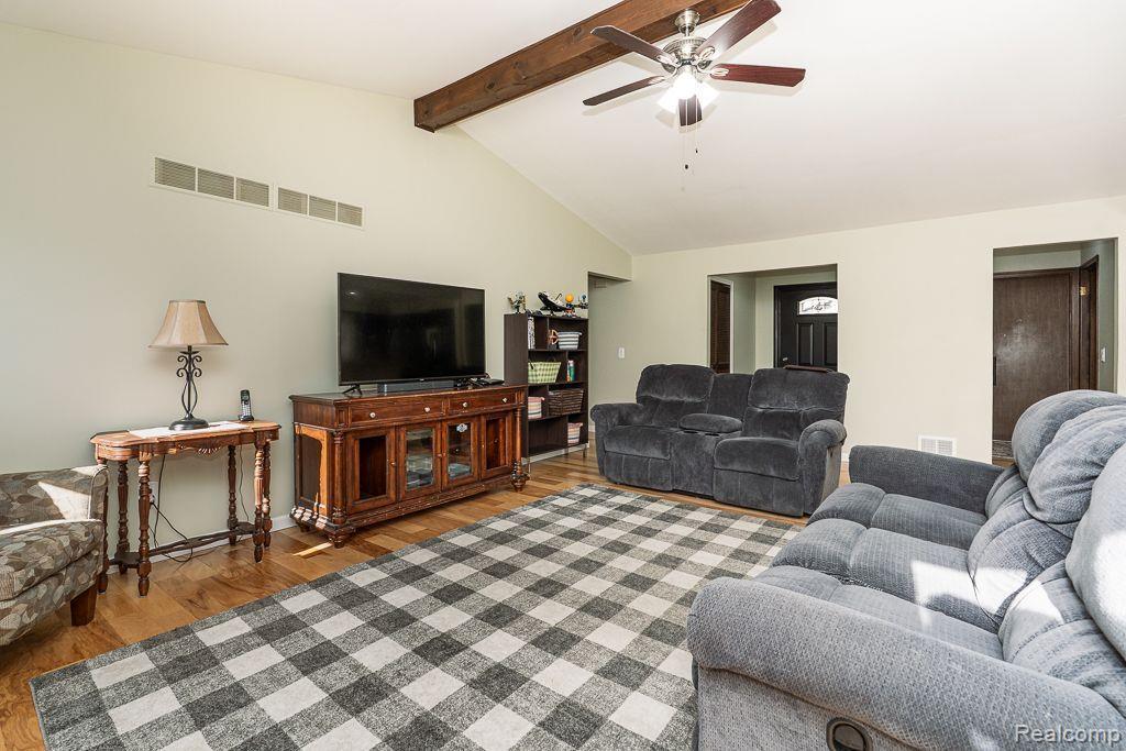 44053 TERRICAR Lane, Clinton Twp, MI 48038 — Photo 7