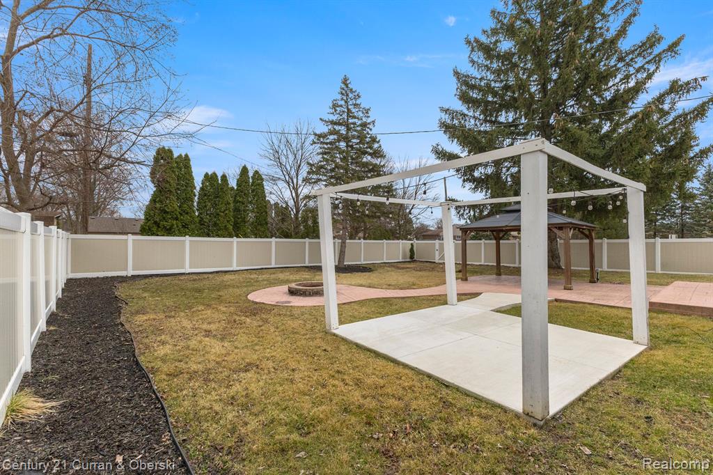 8810 BROOKLINE Avenue, Plymouth, MI 48170 — Photo 30