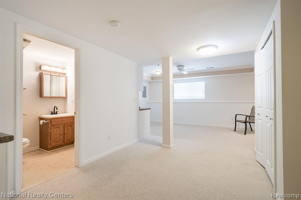 1291 Azalea Lane, 120, Waterford, MI 48327 — Photo 20