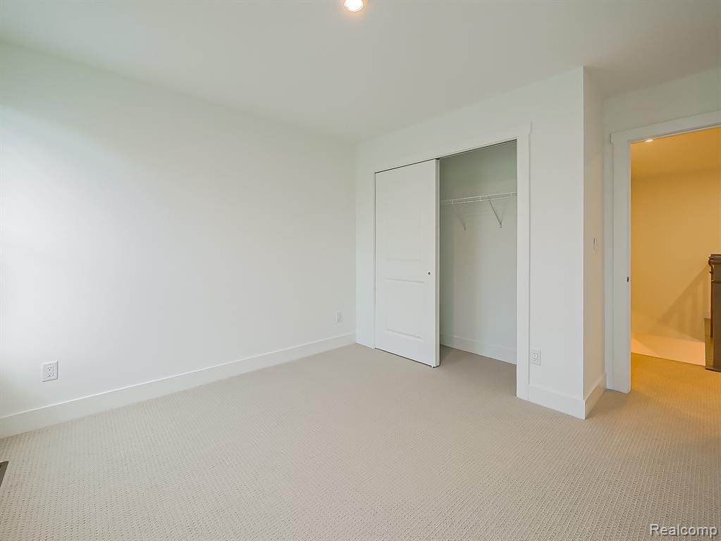 41503 Breck, Plymouth, MI 48170 — Photo 14