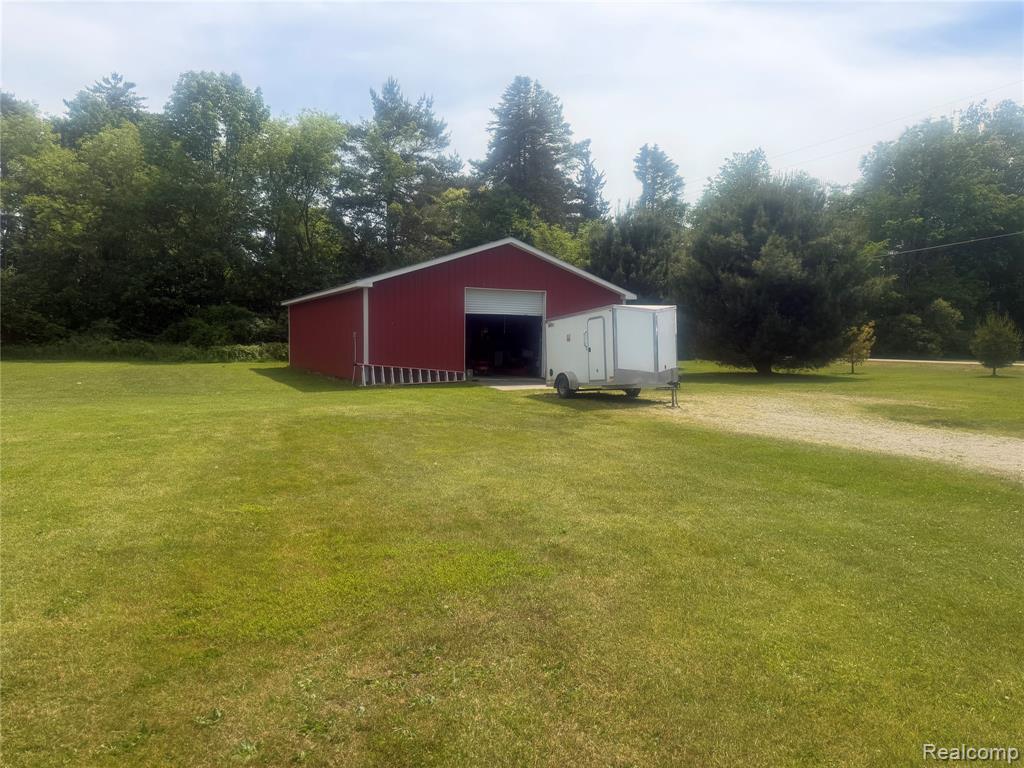 5716 Falkenbury Road, North Branch, MI 48461 — Photo 8