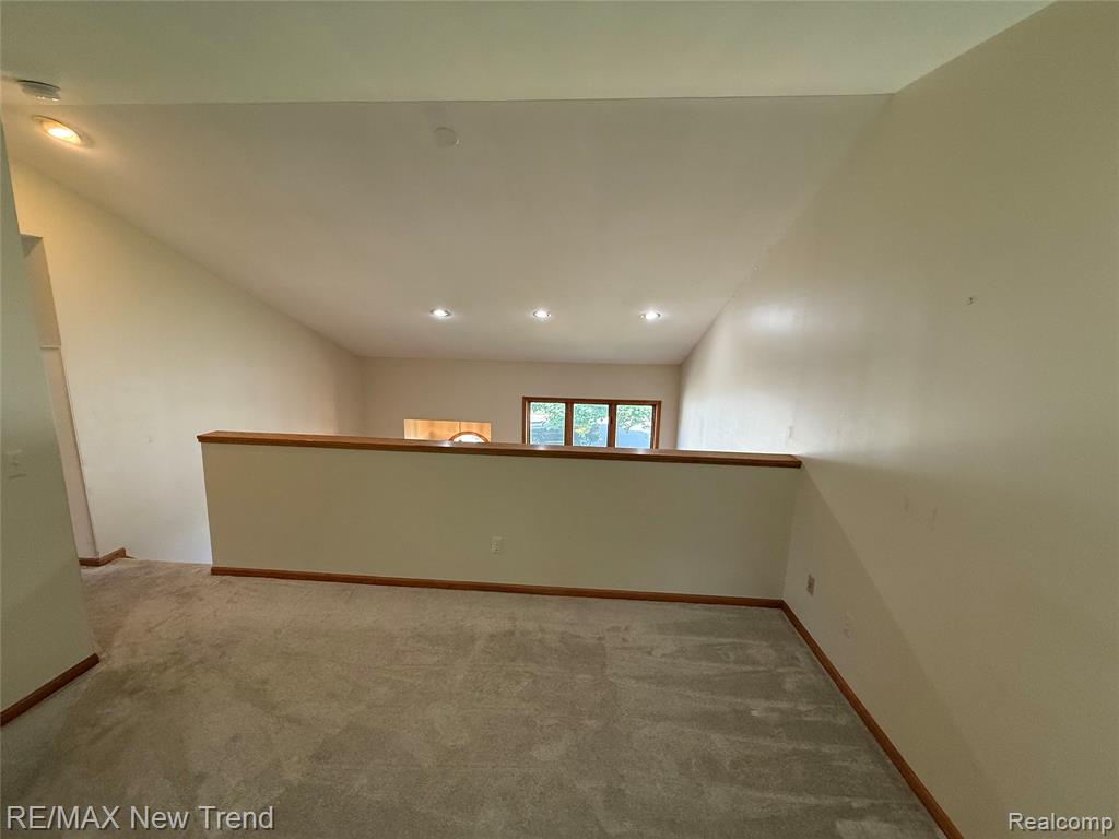 1337 MIDDLEWOOD Drive, Saline, MI 48176 — Photo 13