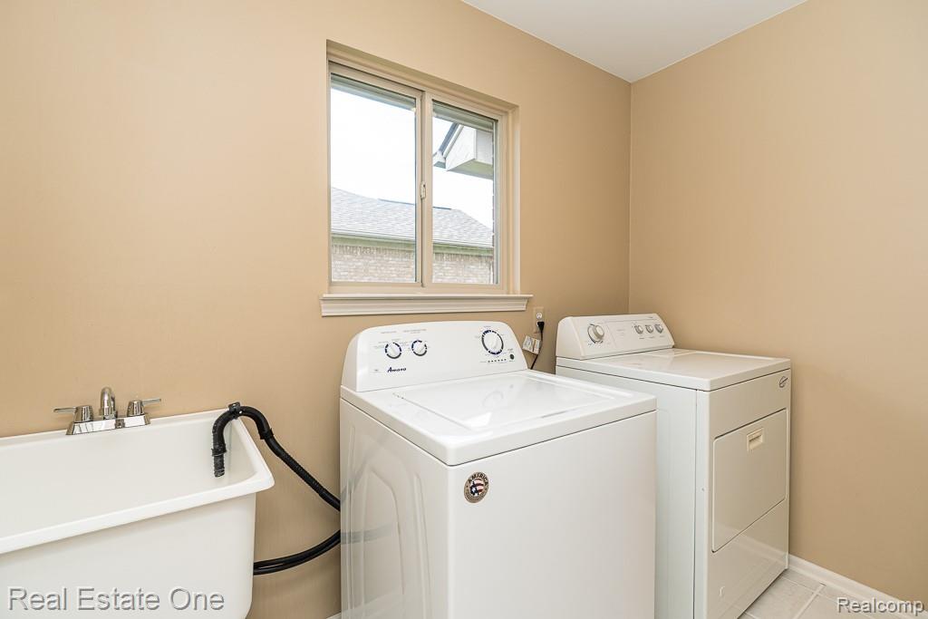 52033 Pebble Creek Drive, New Baltimore, MI 48047 — Photo 20