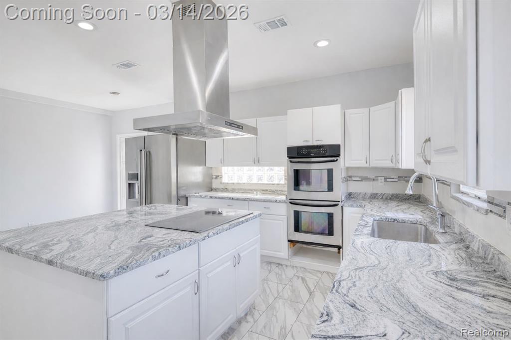 19580 Parke Lane, Grosse Ile, MI 48138 — Photo 11