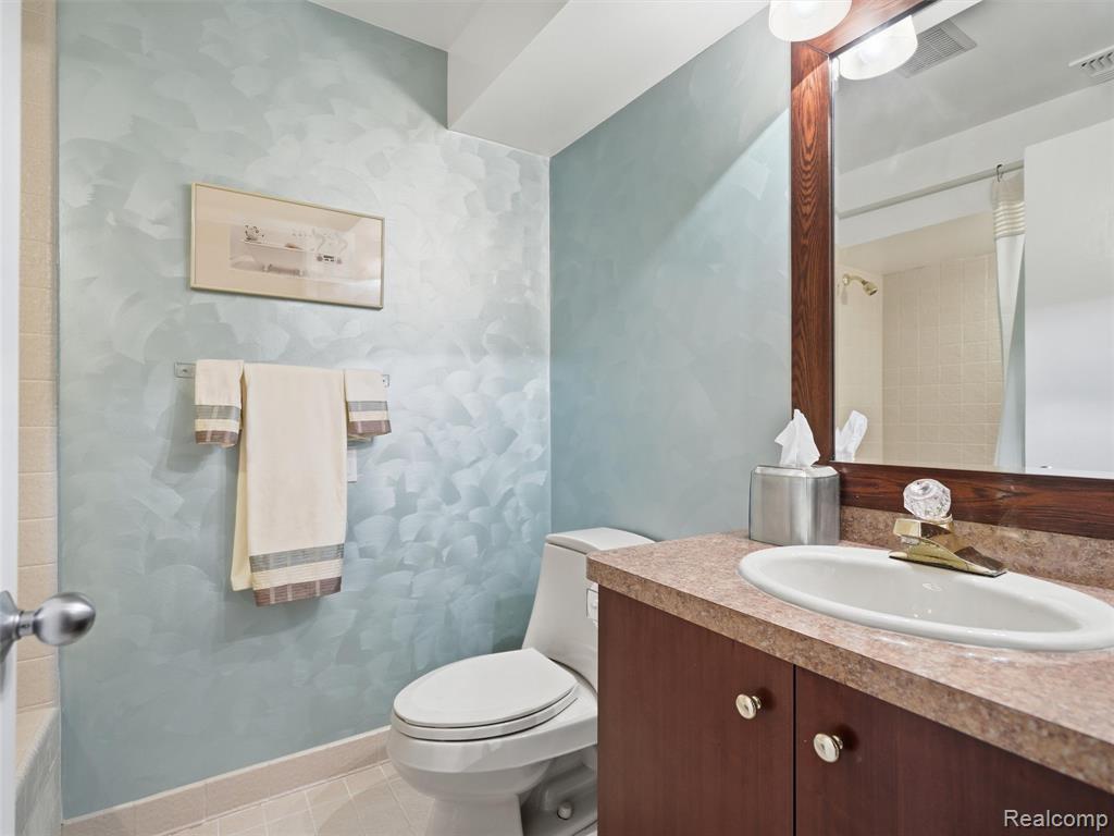 4751 Rolling Ridge Road, West Bloomfield, MI 48323 — Photo 38