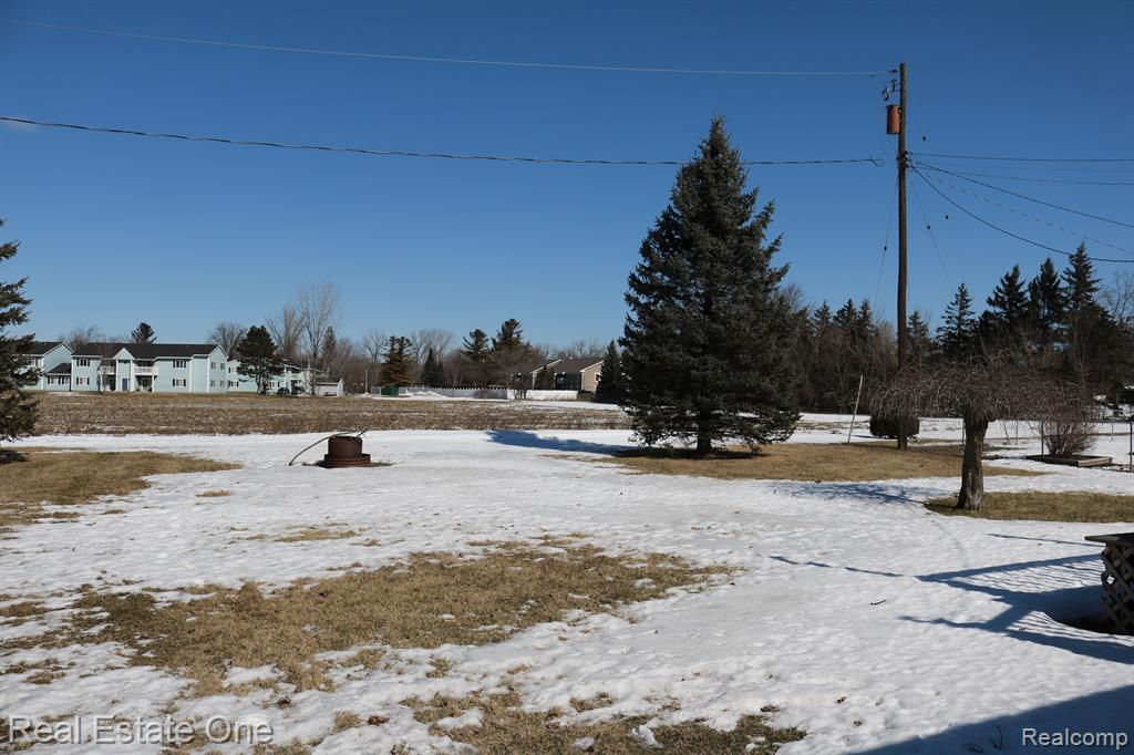 424 W CEDAR Street, Standish, MI 48658 — Photo 34