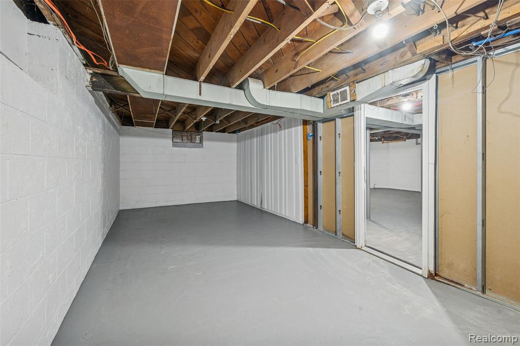 19489 San Juan Drive, Detroit, MI 48221 — Photo 25