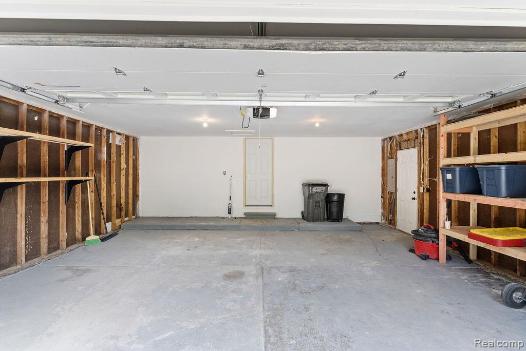 7287 Ray Road, Swartz Creek, MI 48473 — Photo 31