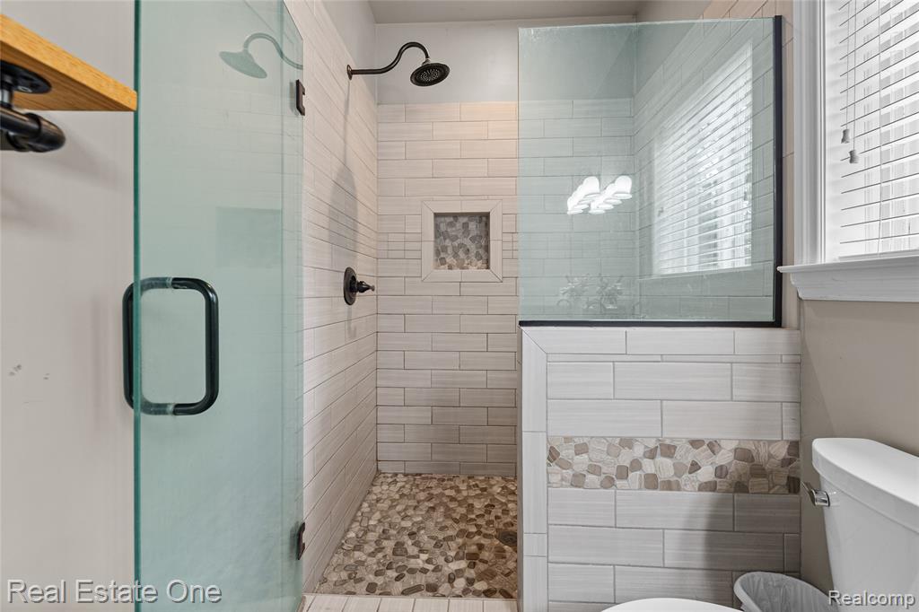428 Pheasant Ridge Court, Ortonville, MI 48462 — Photo 19