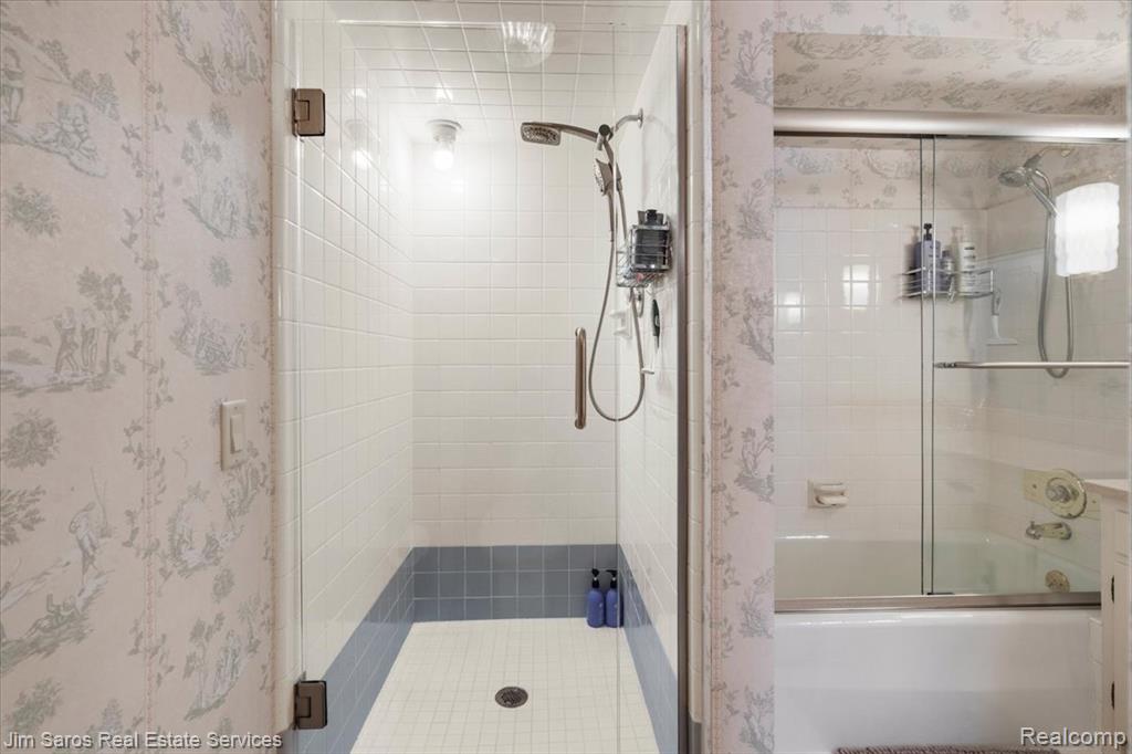 75 S Duval Road, Grosse Pointe Shores, MI 48236 — Photo 32