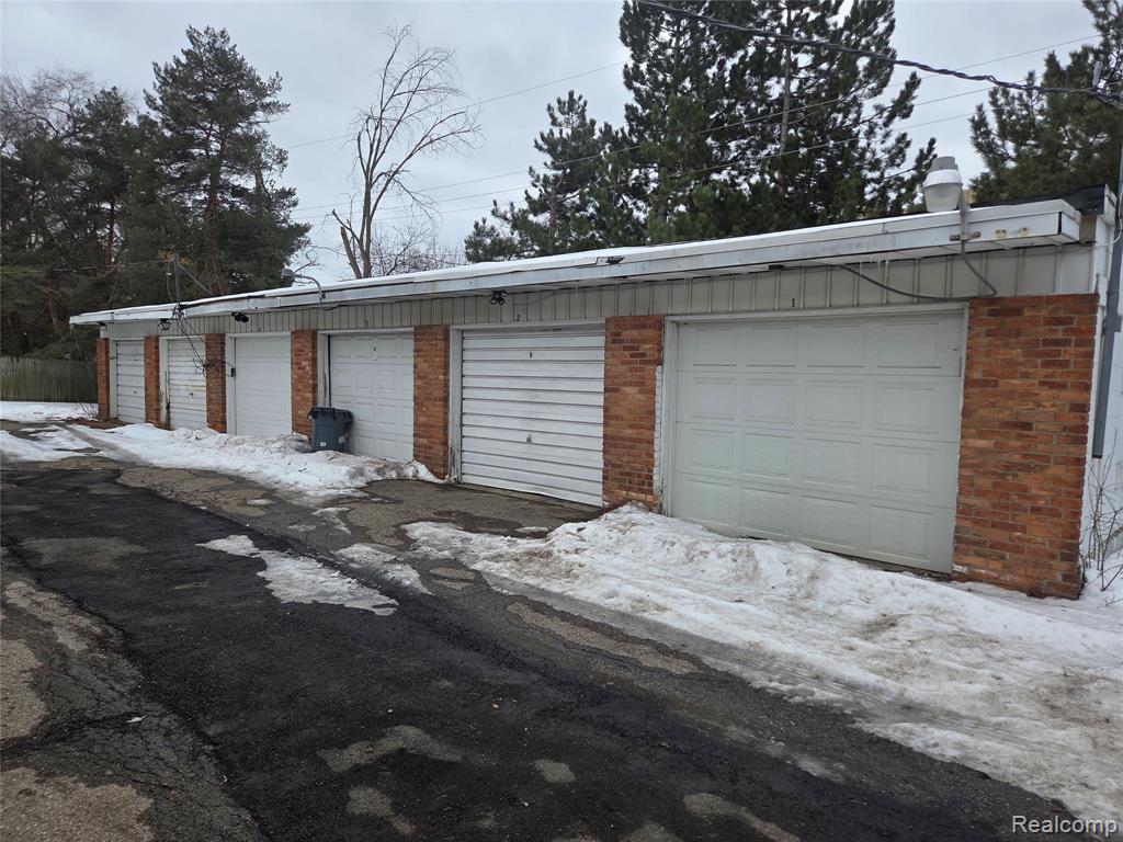 4202 Park Forest Drive, Flint, MI 48507 — Photo 6