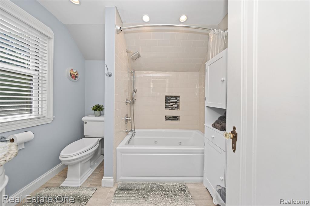 8124 Huntington Road, Huntington Woods, MI — Photo 25