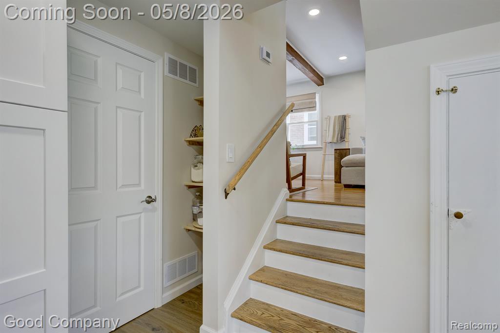 928 Marywood Drive, Royal Oak, MI 48067 — Photo 17