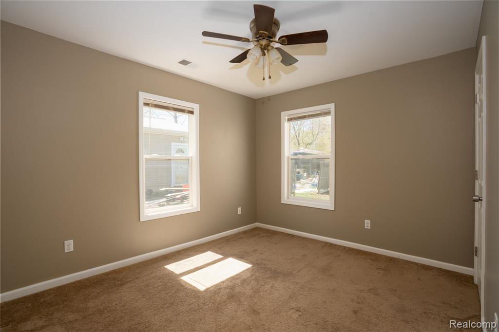 3421 N Genesee Road, Flint, MI 48506 — Photo 21