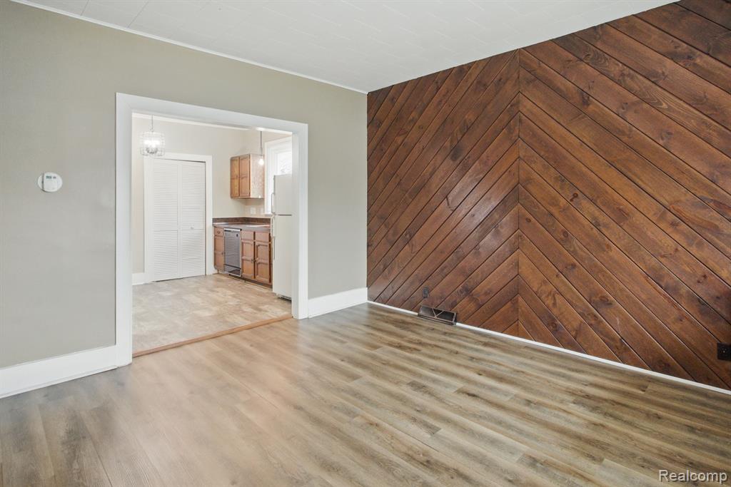 880 WHITE Avenue, Lincoln Park, MI 48146 — Photo 15