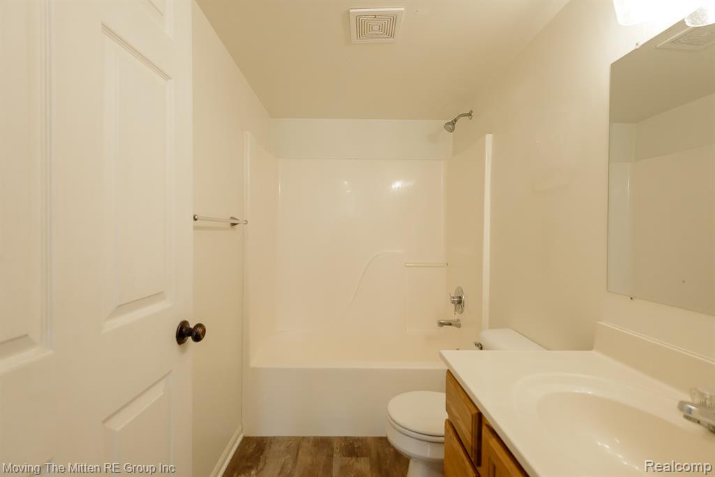 7373 Valley Drive, Brighton, MI 48116 — Photo 29